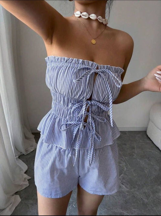 Set de 2 piezas de vacaciones de verano: Top corto con volantes en el bajo, sin tirantes y con lazo